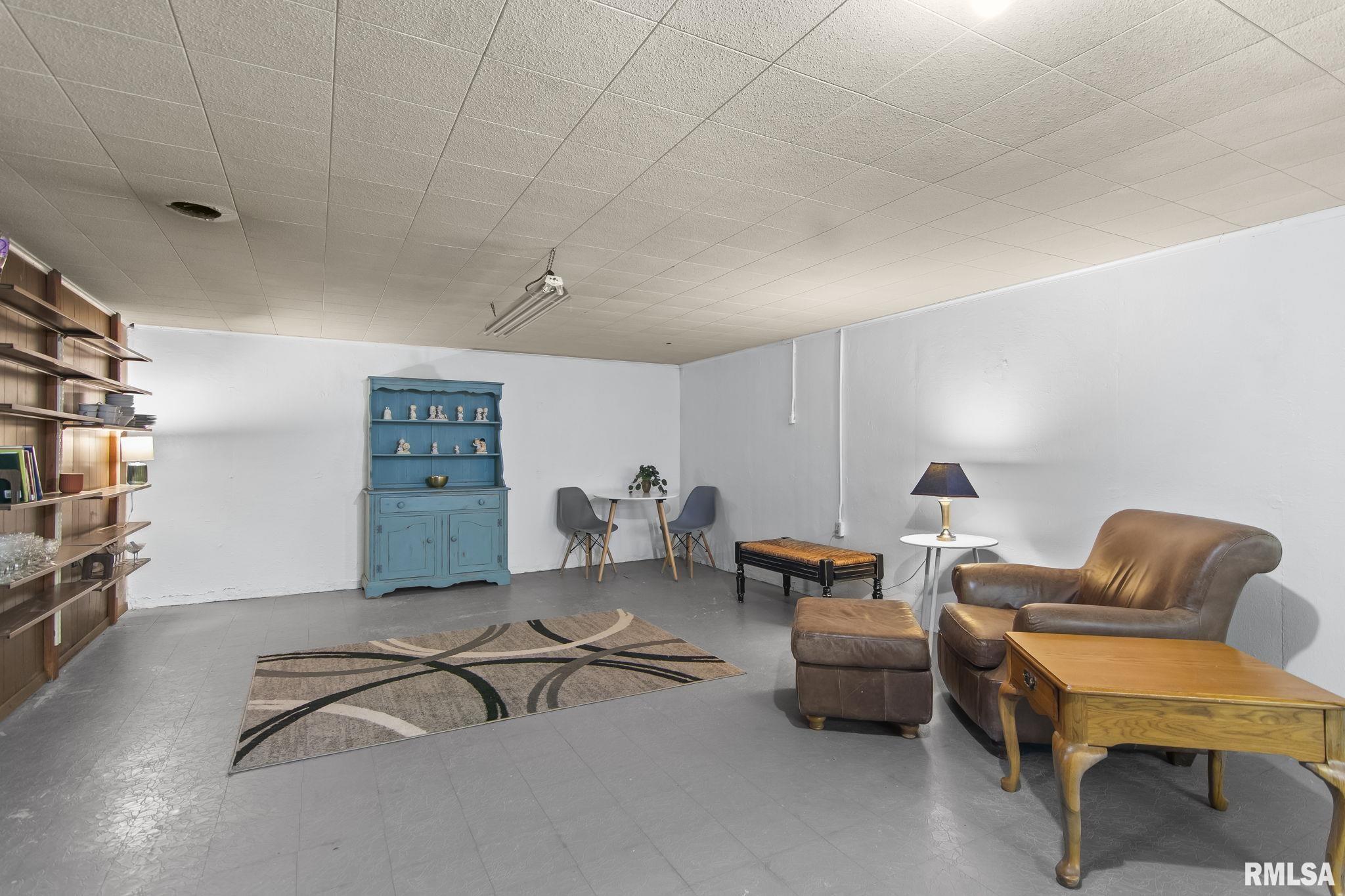 325 Cartwright Drive Springfield, IL 62704 - Photo 28 of 38