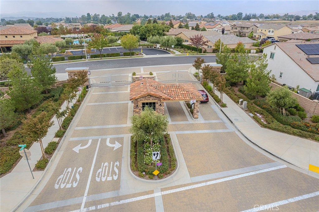 1189 Heritage Drive Calimesa, CA 92320 - Photo 31 of 36 an aerial view of a