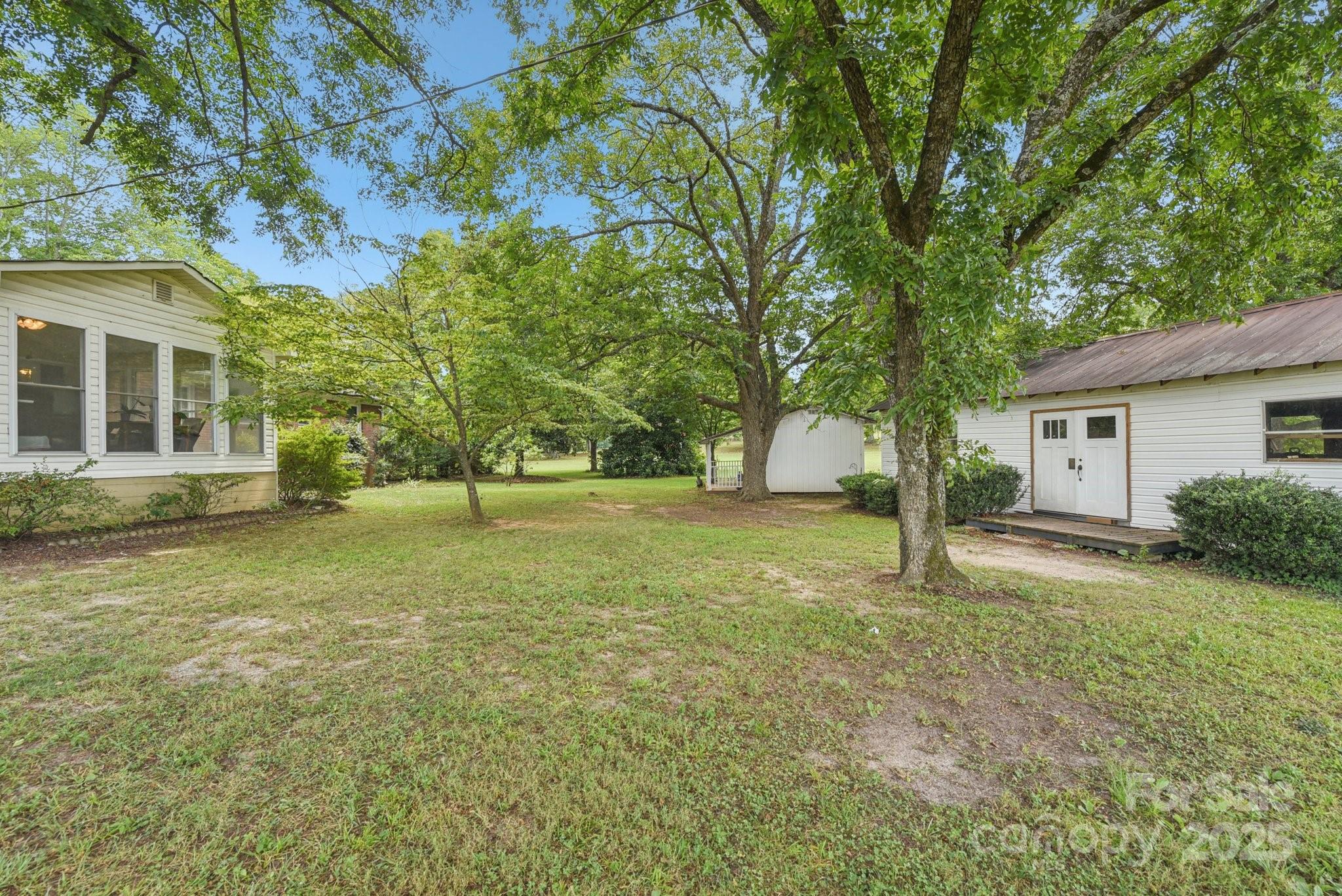 9454 Flowes Store Road Midland, NC 28107 - Photo 20 of 27 Gallery Image 20