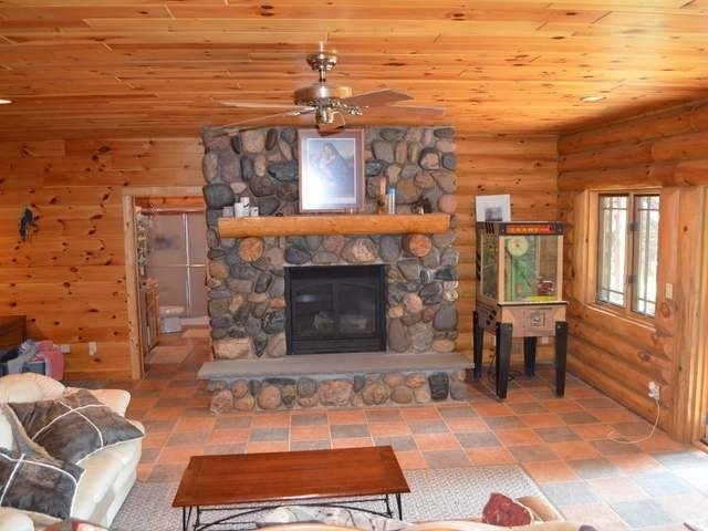 2727 Green Bass Road Rhinelander, WI 54501 - Photo 16 of 20 Gallery Image 16