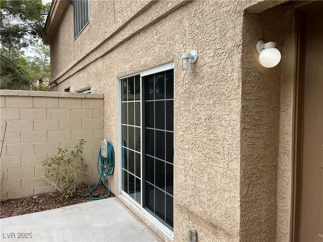 $1,645 | 2842 Briar Knoll Drive, Henderson, NV 89074