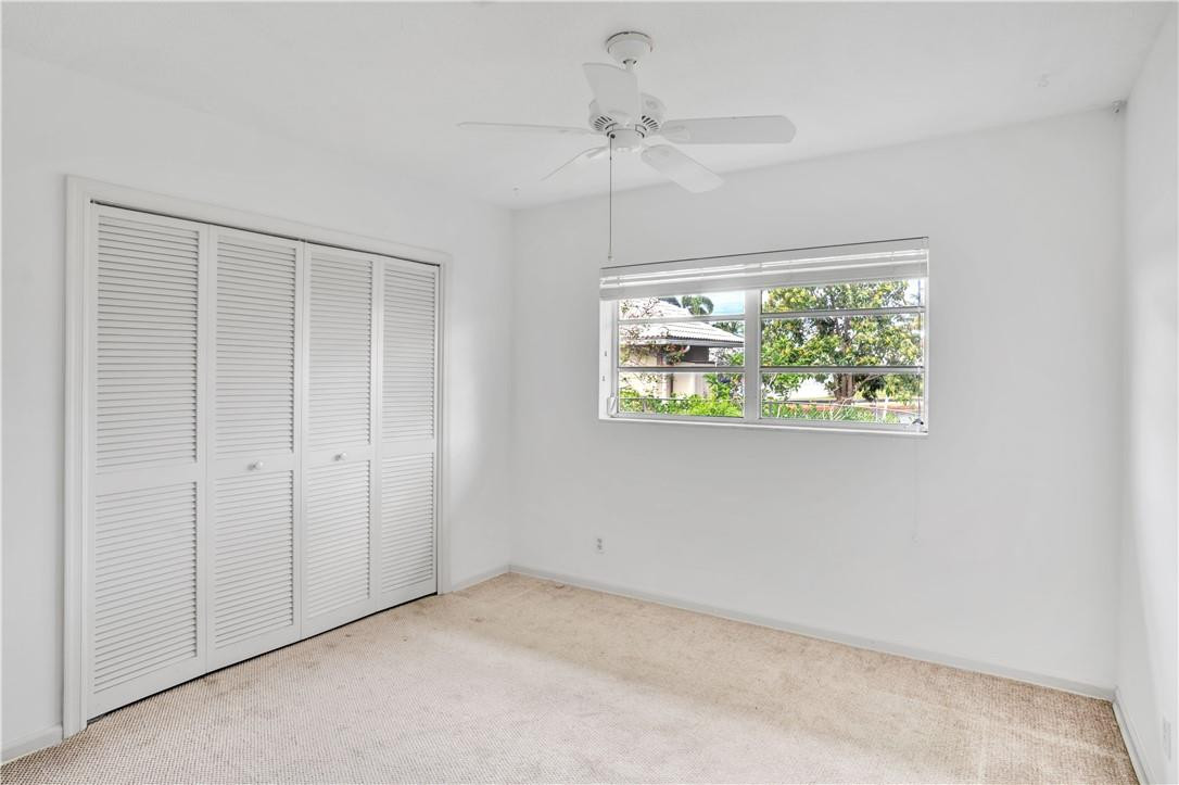910 Tamarind Way Boca Raton, FL 33486 - Photo 20 of 31 Bedroom 2