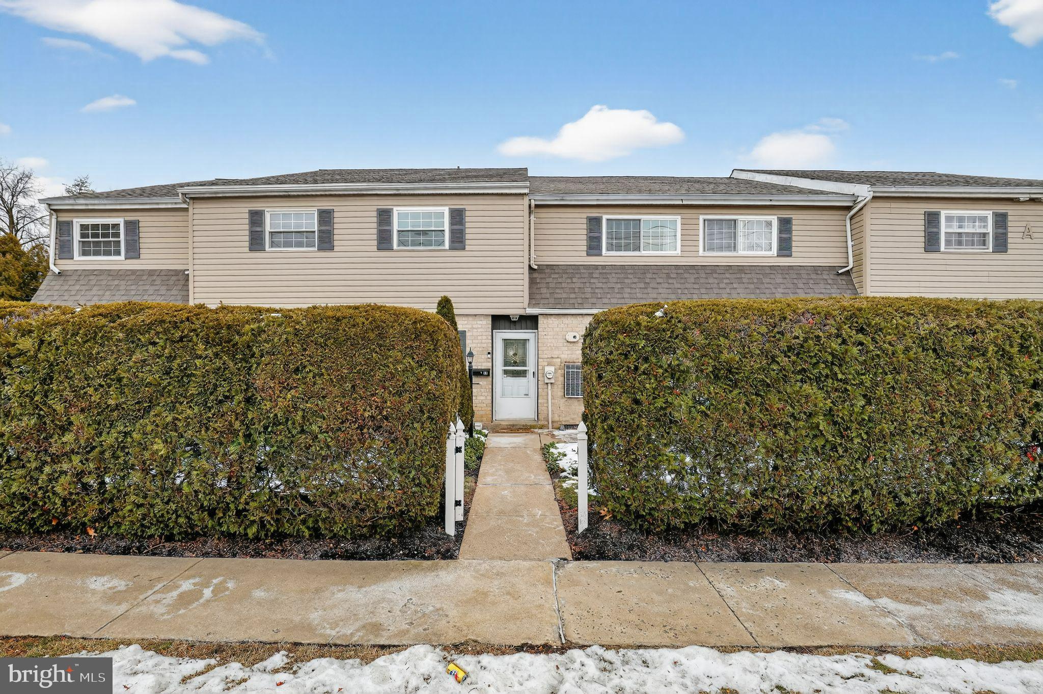 325 South Warminster Road Hatboro, PA 19040 - Photo 2 of 31