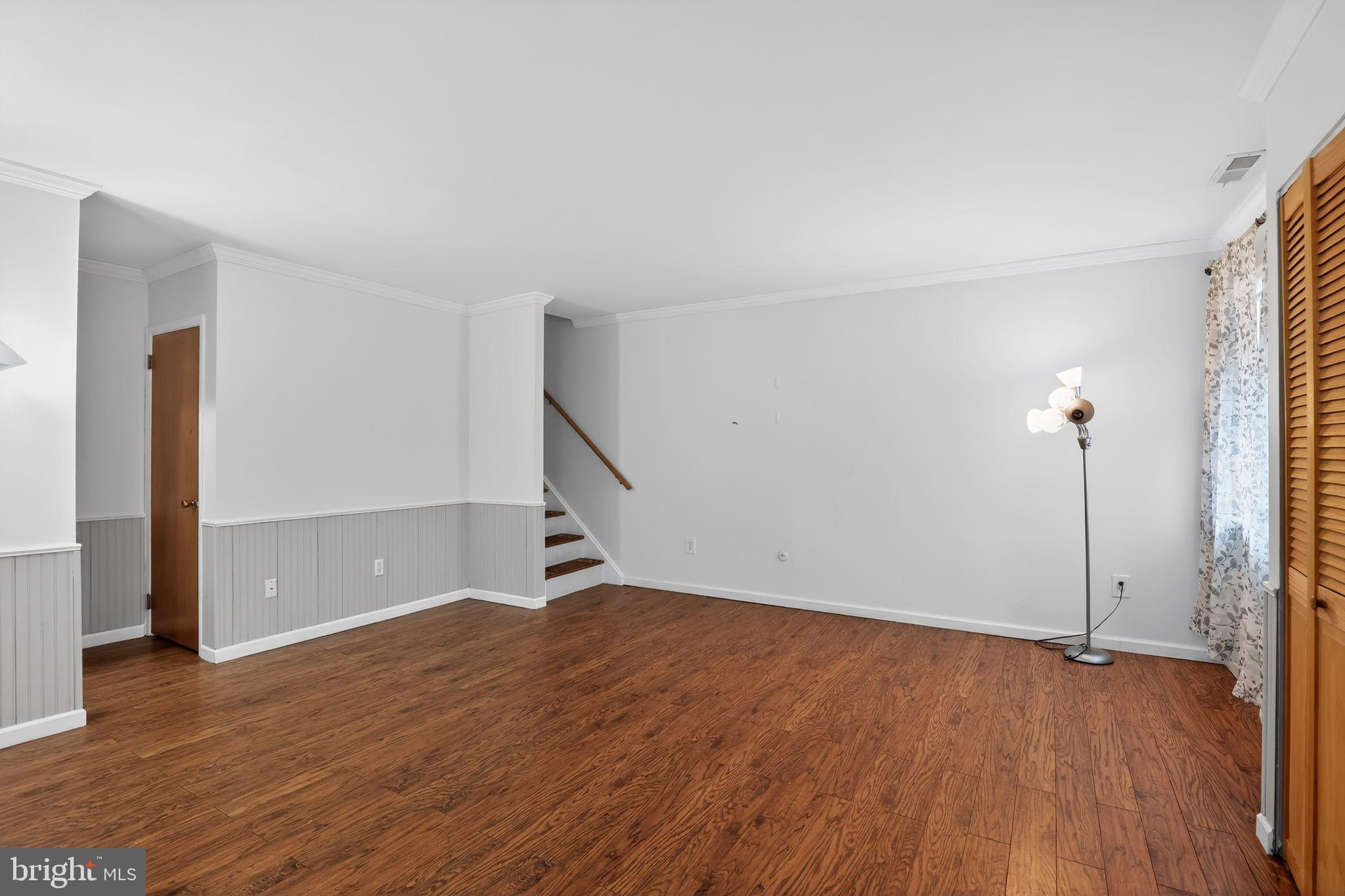 325 South Warminster Road Hatboro, PA 19040 - Photo 3 of 31