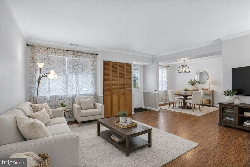 325 South Warminster Road Hatboro, PA 19040 - Photo 4 of 31 Virtually staged Living & Dining areas