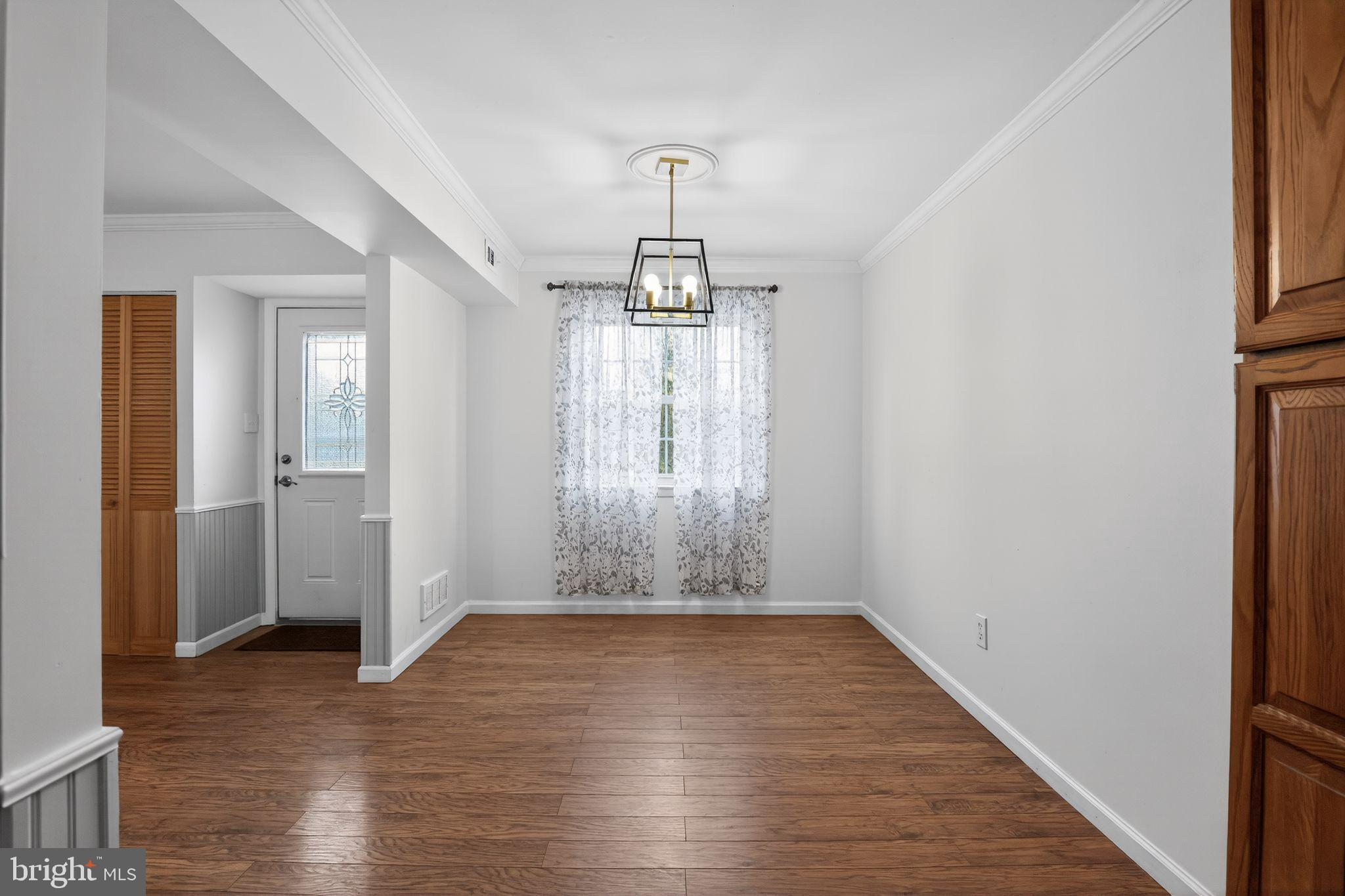 325 South Warminster Road Hatboro, PA 19040 - Photo 9 of 31