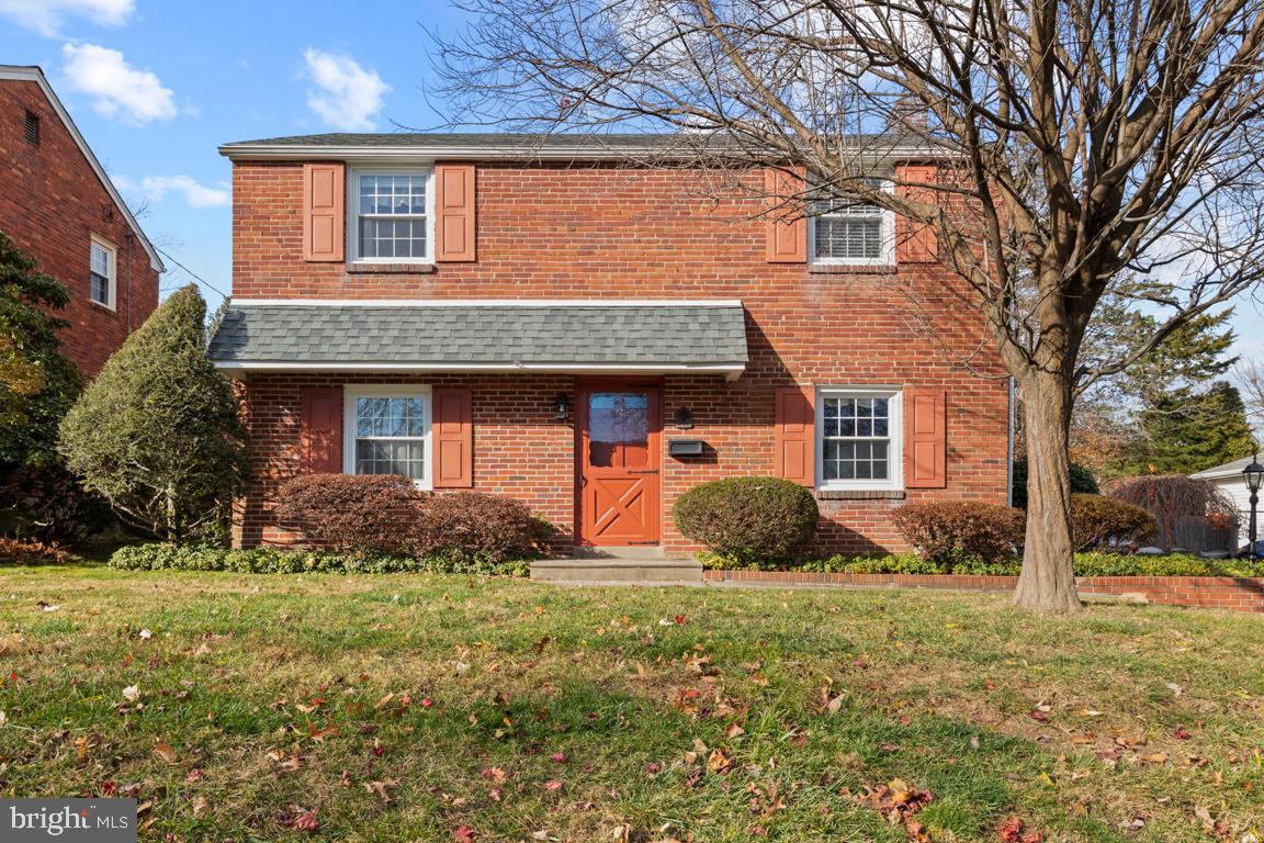 42 Schoolhouse Lane Broomall, PA 19008 - Photo 1 of 28 Gallery Image 1