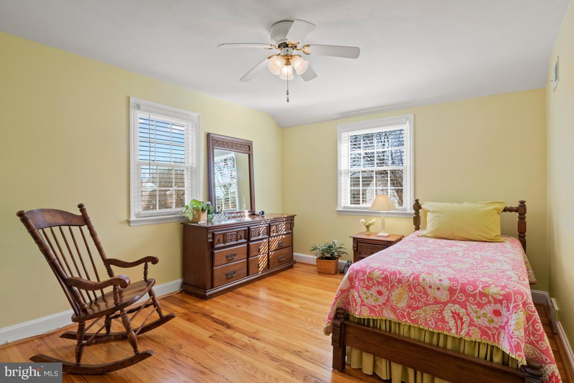 42 Schoolhouse Lane Broomall, PA 19008 - Photo 13 of 28 Gallery Image 13