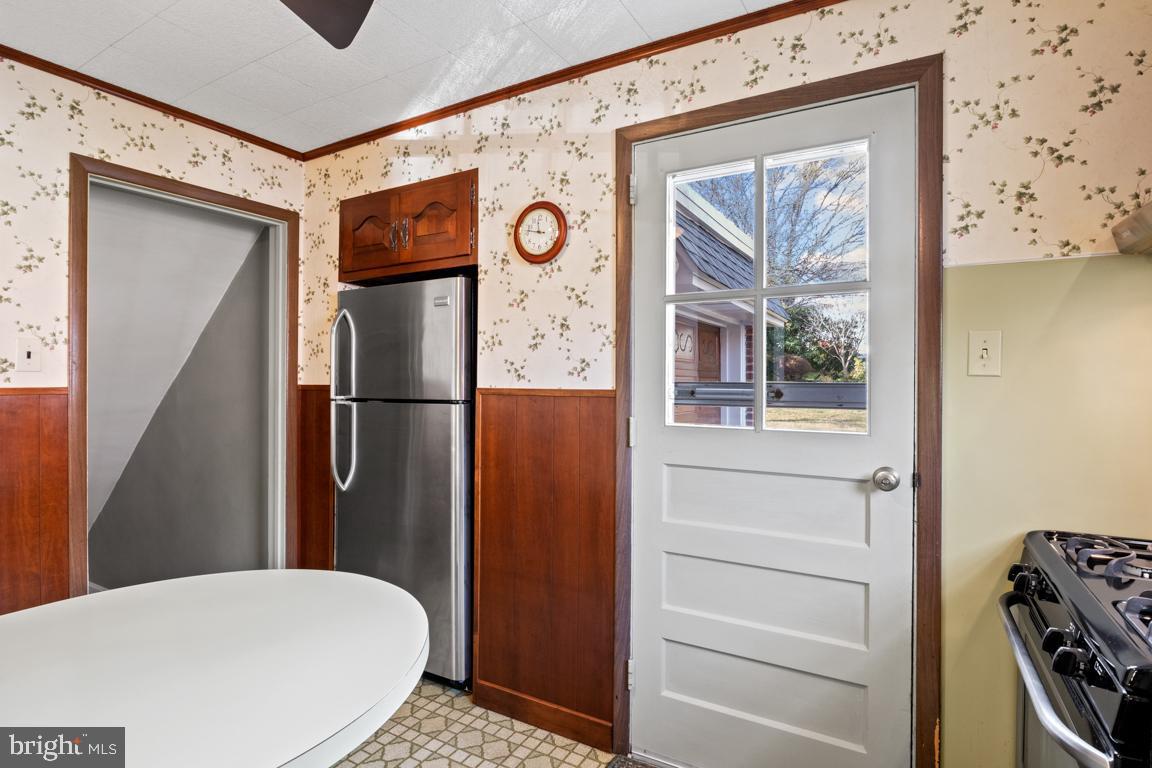 42 Schoolhouse Lane Broomall, PA 19008 - Photo 10 of 28 Gallery Image 10