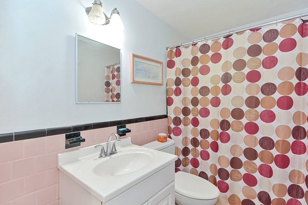 40 Knowles Road Worcester, MA 01602 - Photo 24 of 28 Gallery Image 24