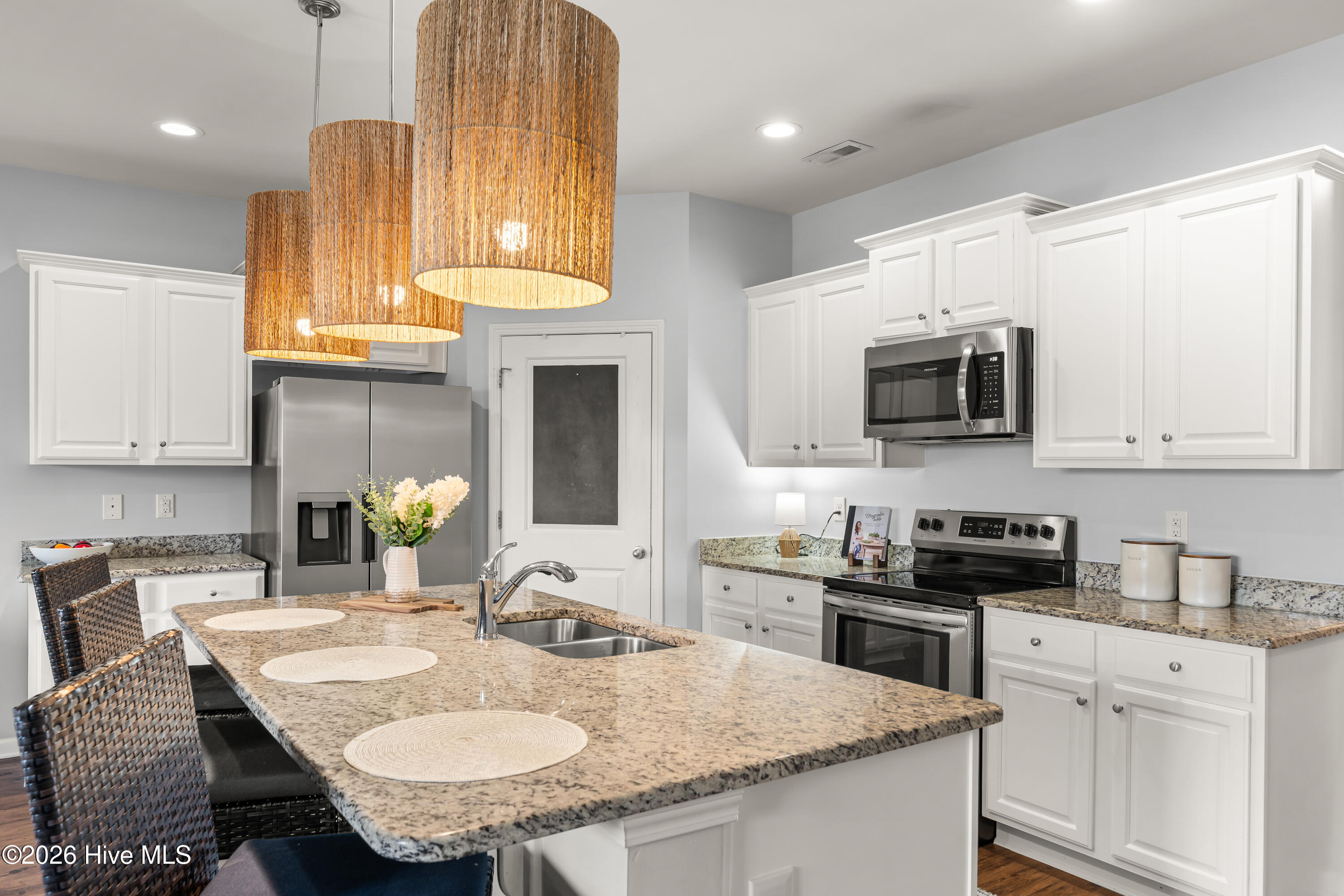 213 Cheswick Drive Holly Ridge, NC 28445 - Photo 6 of 47 213CheswickDr-102