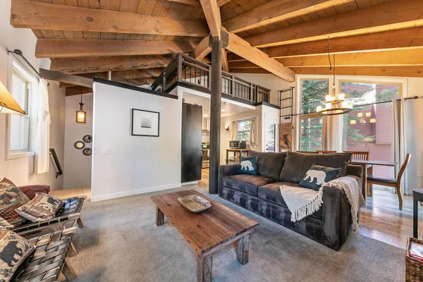 $550,000 | 12802 Northwoods Boulevard, Unit 437, Truckee, CA 96161