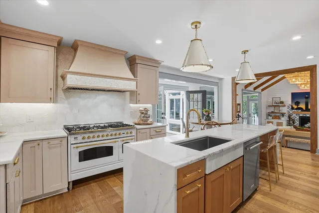 $2,445,000 | 23 Edgewater Alley, Isle of Palms, SC 29451