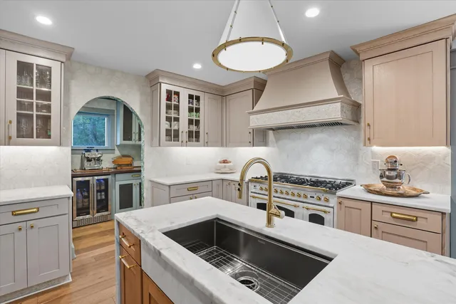 $2,445,000 | 23 Edgewater Alley, Isle of Palms, SC 29451