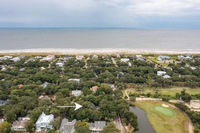 $2,445,000 | 23 Edgewater Alley, Isle of Palms, SC 29451