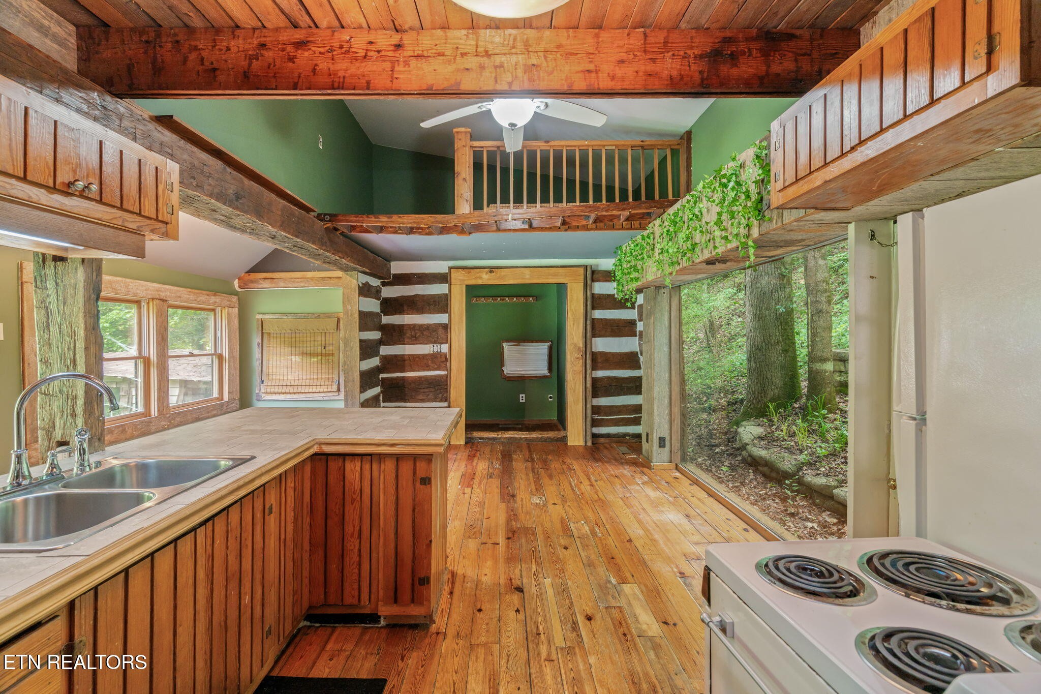 8013 Neubert Springs Road Knoxville, TN 37920 - Photo 32 of 47 Gallery Image 32