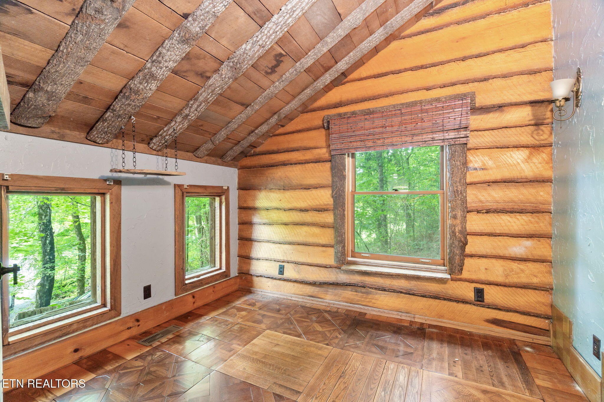 8013 Neubert Springs Road Knoxville, TN 37920 - Photo 10 of 47 Gallery Image 10