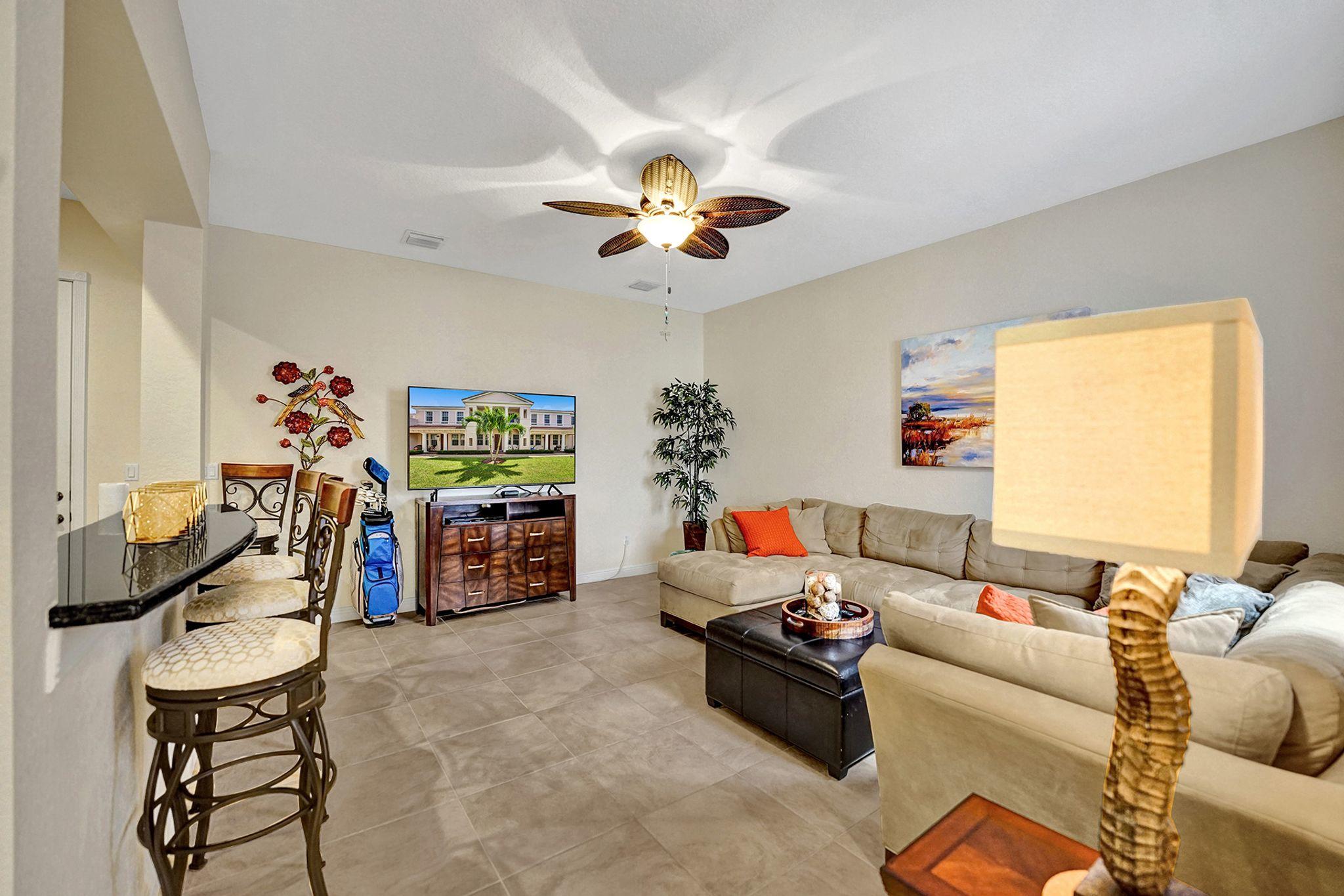 8335 Northwest 8th Terrace Boca Raton, FL 33487 - Photo 12 of 41 GREAT ROOM