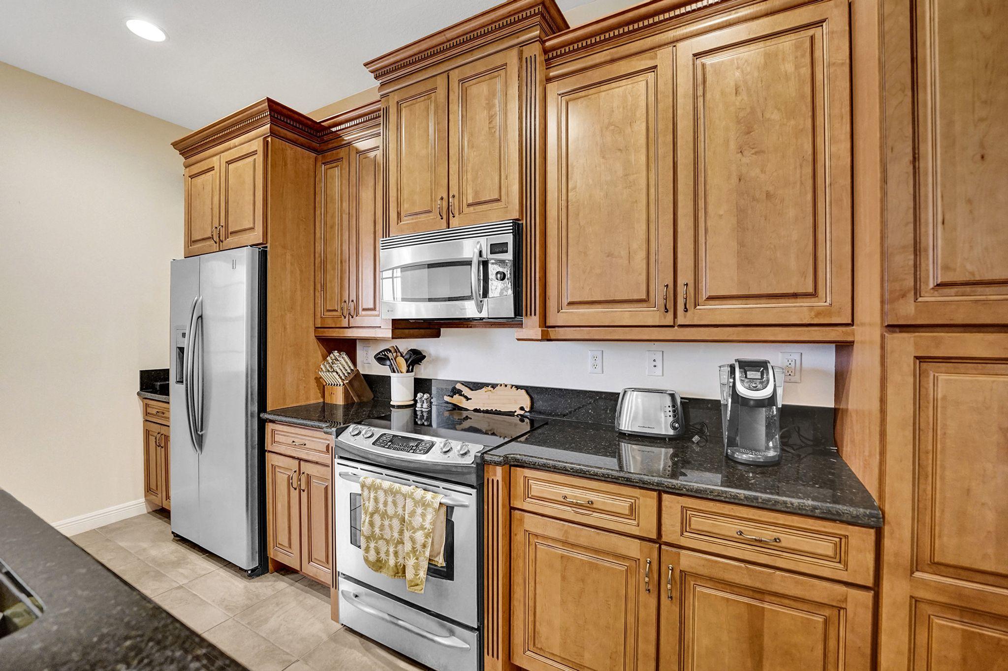 8335 Northwest 8th Terrace Boca Raton, FL 33487 - Photo 18 of 41 KITCHEN