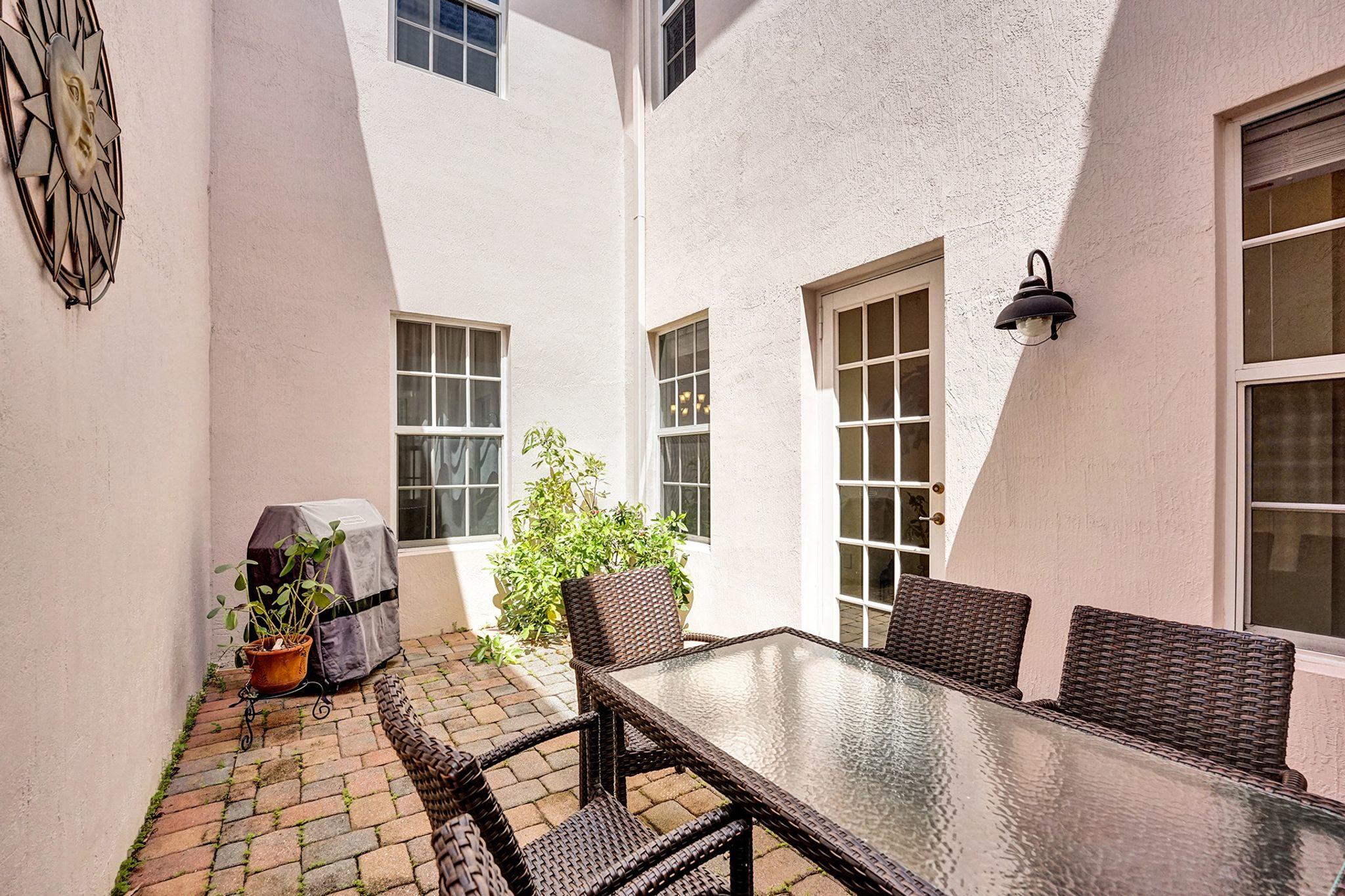 8335 Northwest 8th Terrace Boca Raton, FL 33487 - Photo 10 of 41 COURTYARD