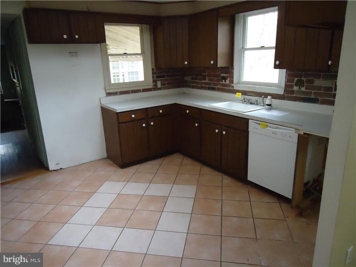 569 Deep Run Road Perkasie, PA 18944 - Photo 6 of 16 Gallery Image 6