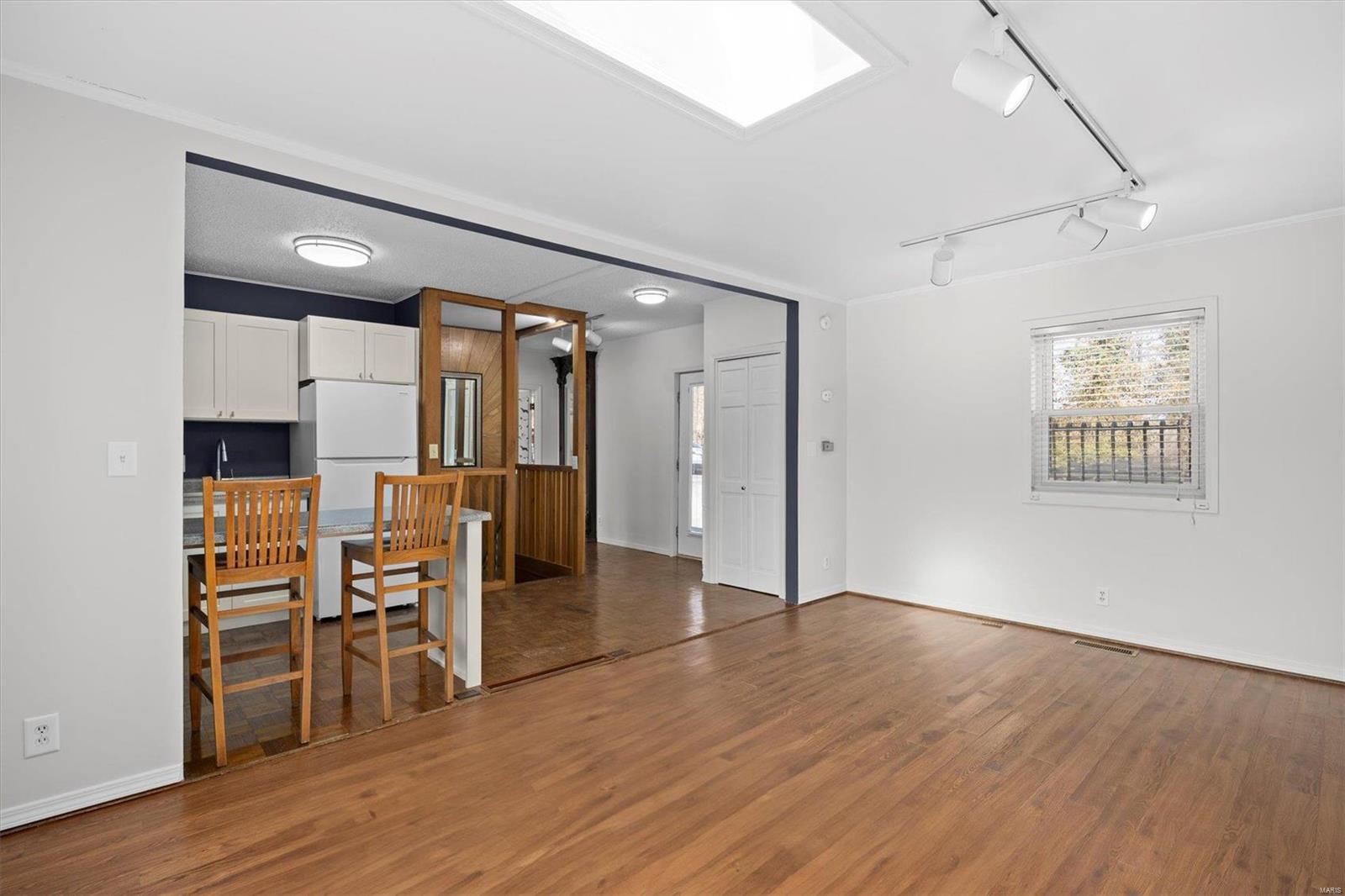 908 State Street Alton, IL 62002 - Photo 12 of 32