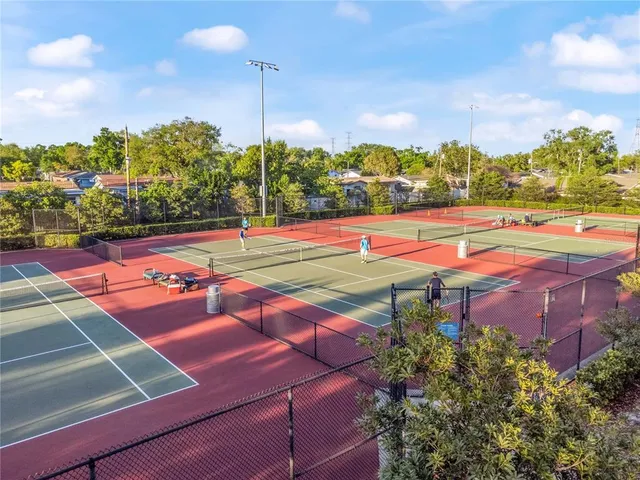 a view of a yard with a house