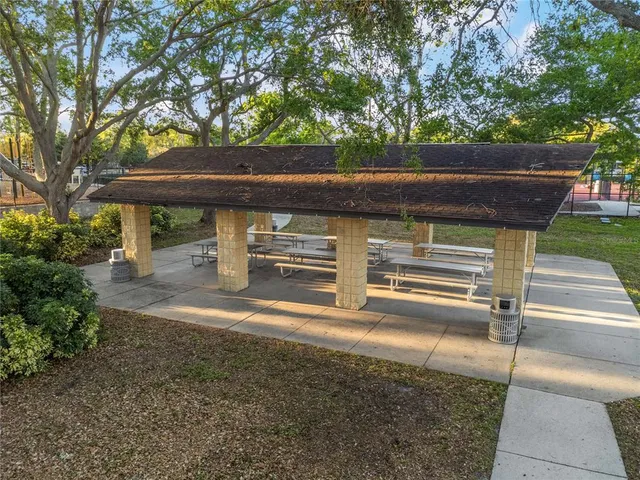 $285,000 | 1318 Moreland Drive, Unit 105, Clearwater, FL 33764