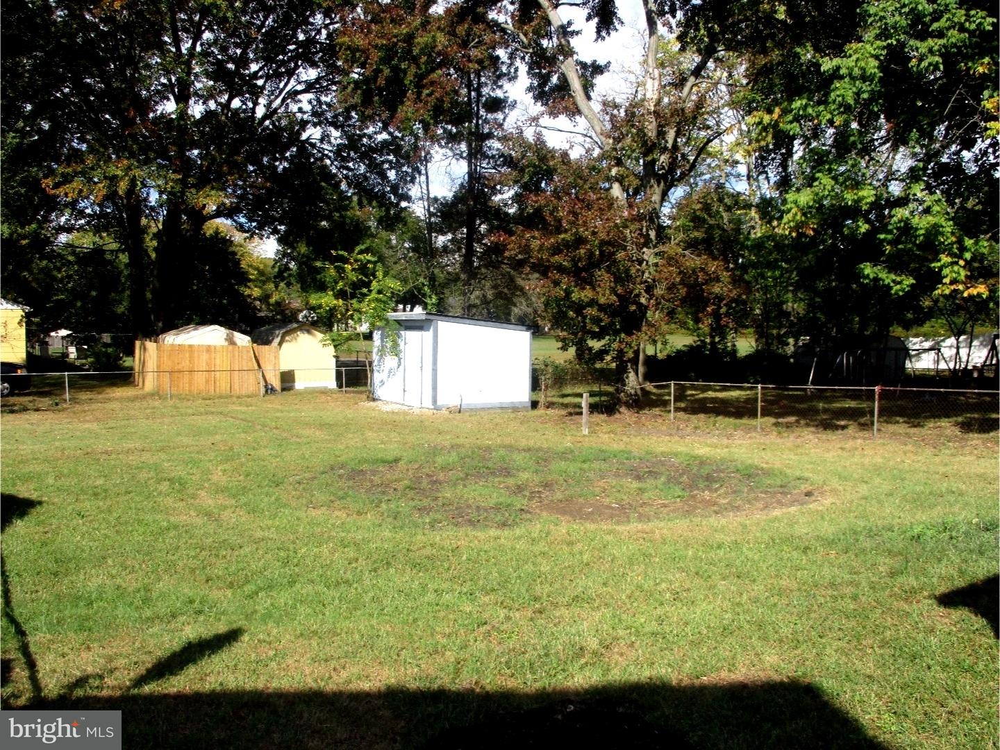 54 State Avenue Lindenwold, NJ 08021 - Photo 4 of 21 Back Yard