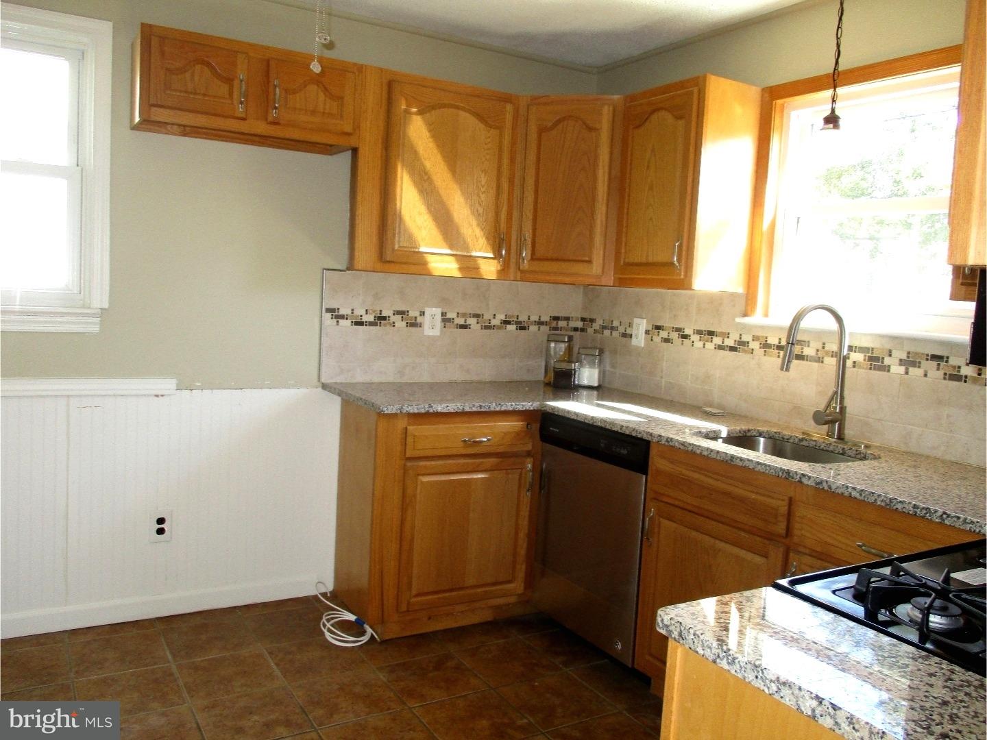 54 State Avenue Lindenwold, NJ 08021 - Photo 9 of 21 Kitchen