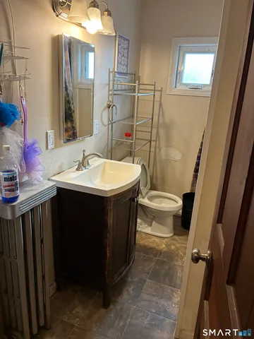 $319,000 | 20 Walnut Street, Enfield, CT 06082