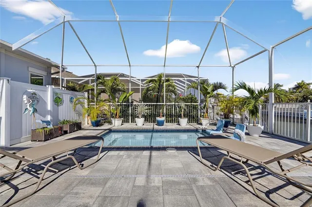 $955,000 | 5721 Sea Turtle Place, Apollo Beach, FL 33572