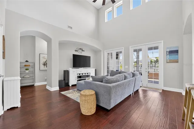 $955,000 | 5721 Sea Turtle Place, Apollo Beach, FL 33572