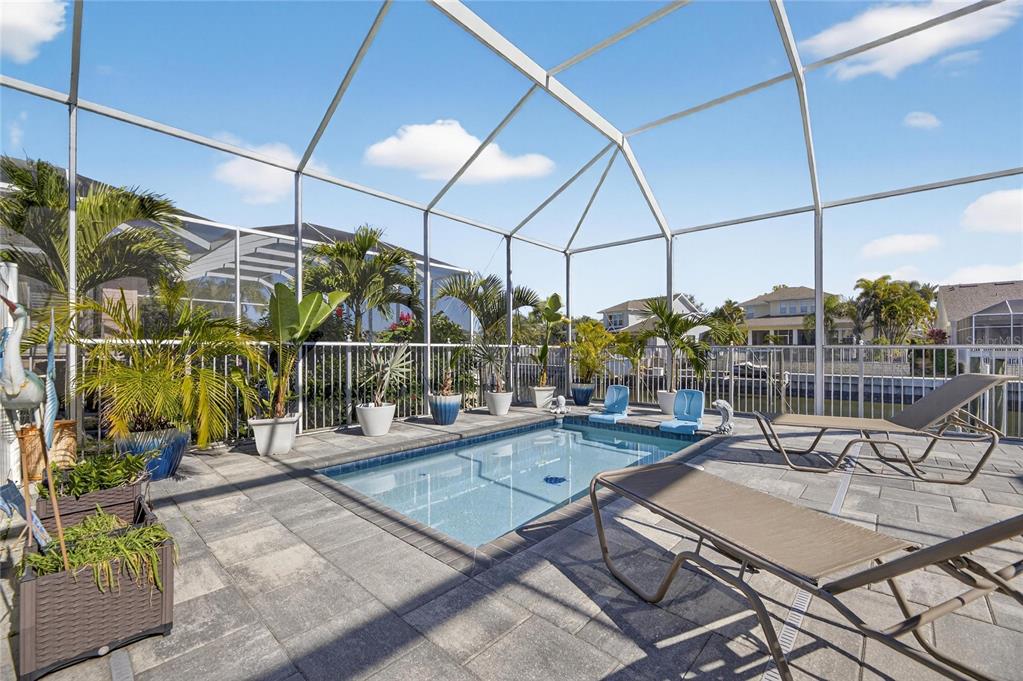 5721 Sea Turtle Place Apollo Beach, FL 33572 - Photo 60 of 80 a view of a patio with a table and chairs
