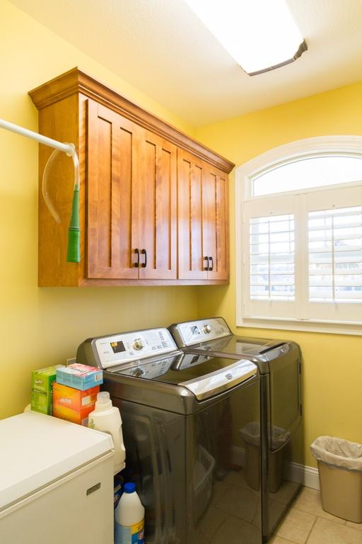 3003 Seminole Loop Crossville, TN 38572 - Photo 18 of 28 18-Laundry Room with Shaker Cabinets