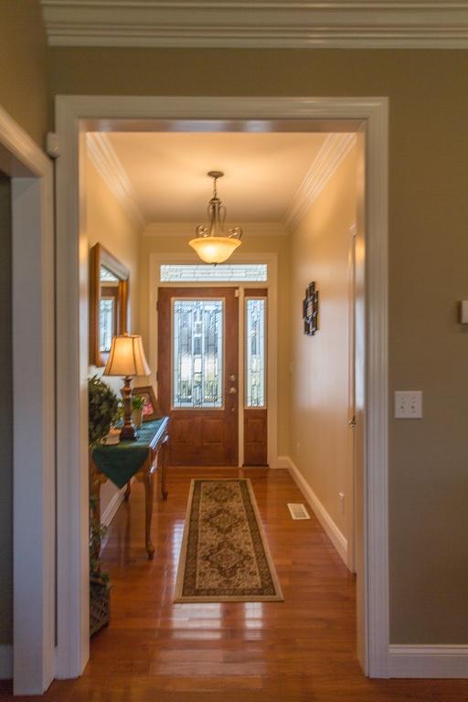 3003 Seminole Loop Crossville, TN 38572 - Photo 3 of 28 3-Front Entryway