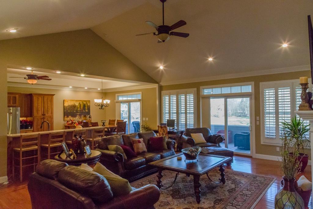 3003 Seminole Loop Crossville, TN 38572 - Photo 6 of 28 6-Living Room looking toward Kitchen