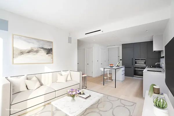 $6,590 | 45 East 7th Street, Unit 3B | East Village