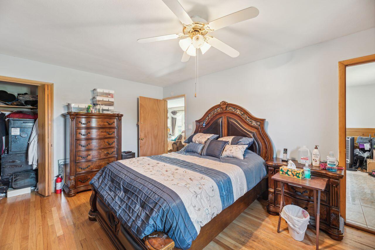 5563 West Spring Creek Road Three Oaks, MI 49128 - Photo 13 of 34 13_Interior