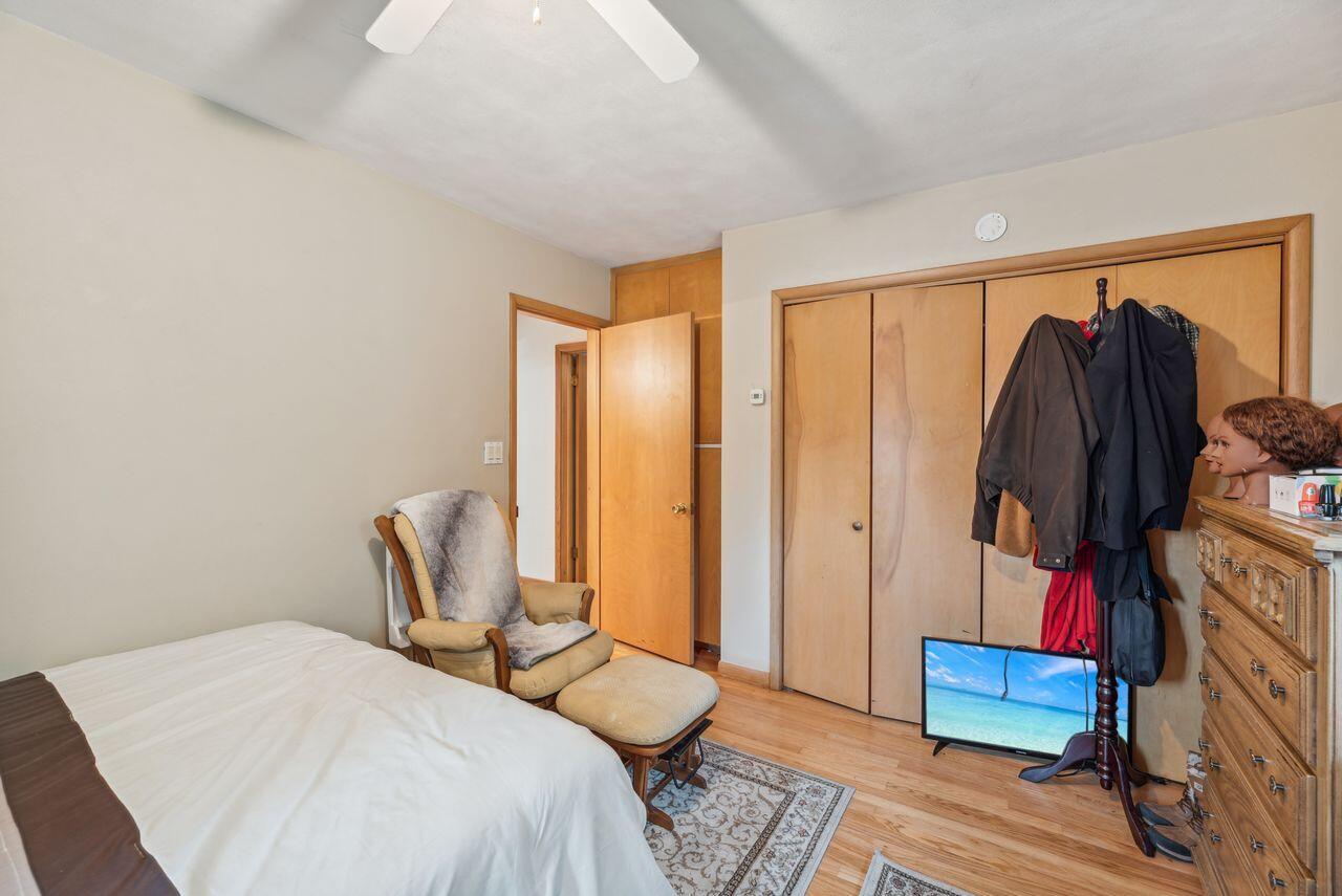 5563 West Spring Creek Road Three Oaks, MI 49128 - Photo 19 of 34 16_Interior