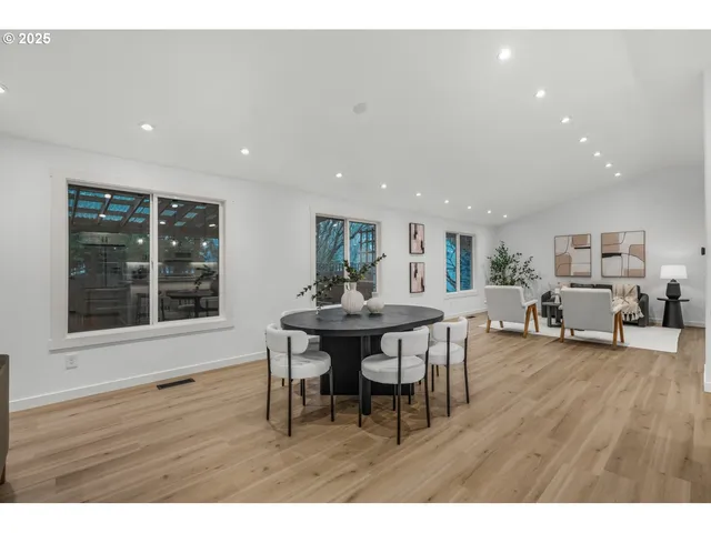 $570,000 | 257 Southwest Nancy Circle, Gresham, OR 97030