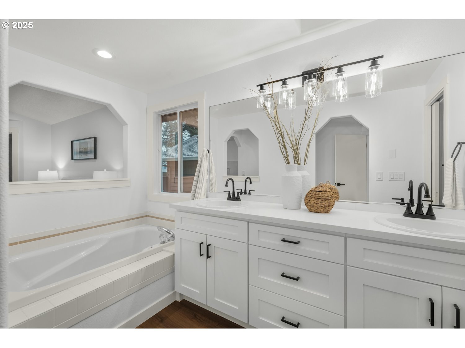 257 Southwest Nancy Circle Gresham, OR 97030 - Photo 19 of 31