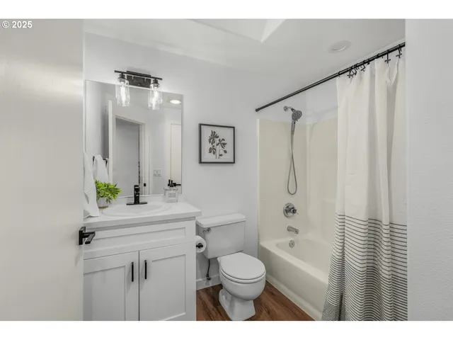 $570,000 | 257 Southwest Nancy Circle, Gresham, OR 97030