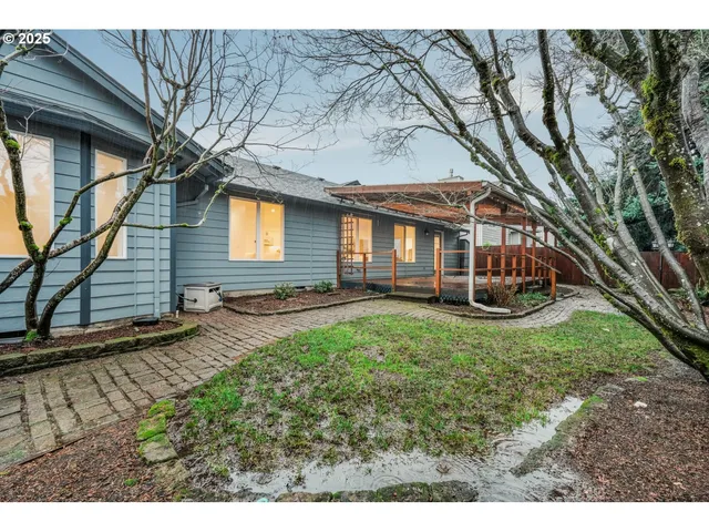 $570,000 | 257 Southwest Nancy Circle, Gresham, OR 97030
