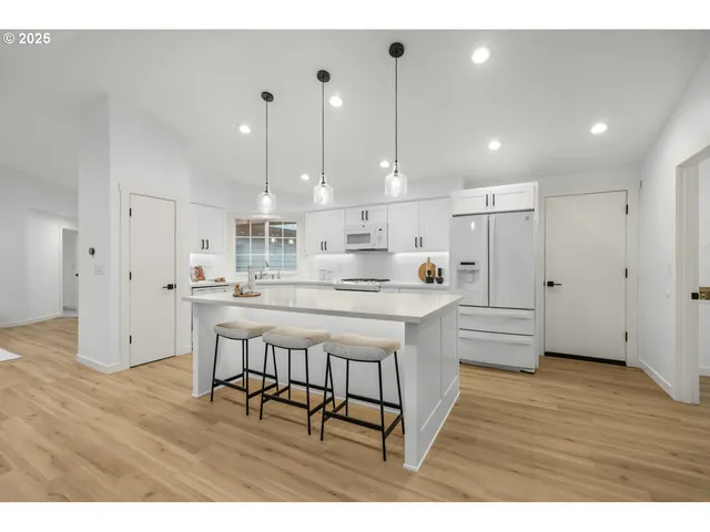 $570,000 | 257 Southwest Nancy Circle, Gresham, OR 97030