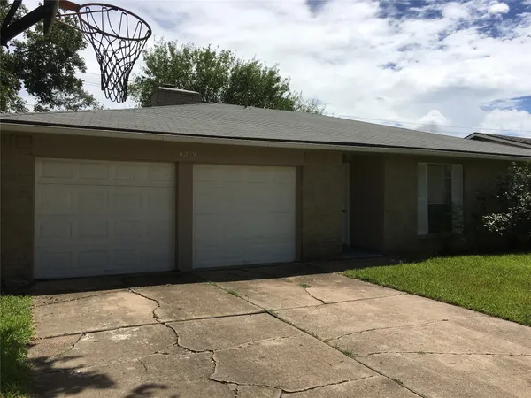 $1,850 | 6219 Westbranch Drive, Houston, TX 77072