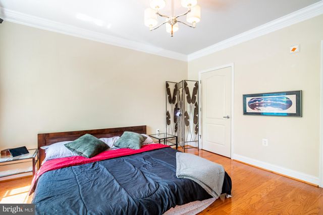 $735,000 | 1115 Cameron Street, Unit 207, Alexandria, VA 22314