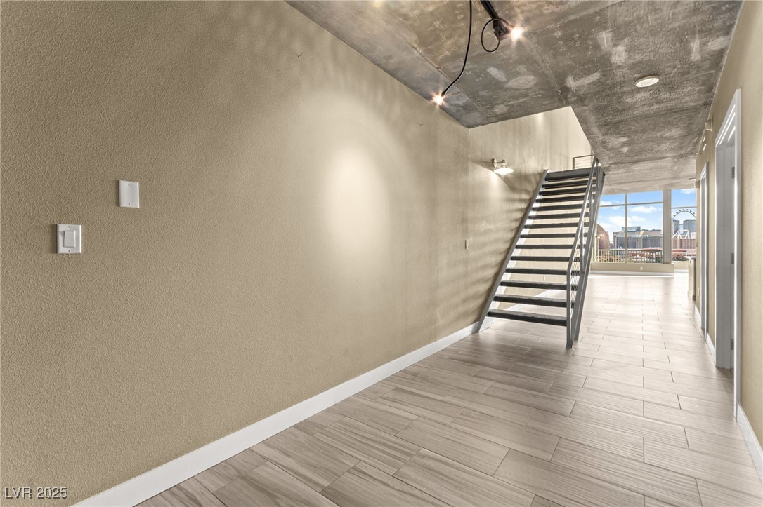 360 East Desert Inn Road, Unit 1204 Las Vegas, NV 89109 - Photo 13 of 81