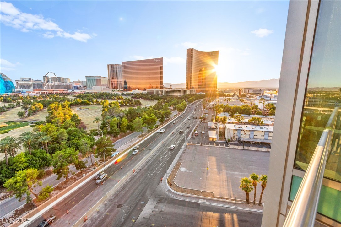 360 East Desert Inn Road, Unit 1204 Las Vegas, NV 89109 - Photo 39 of 81