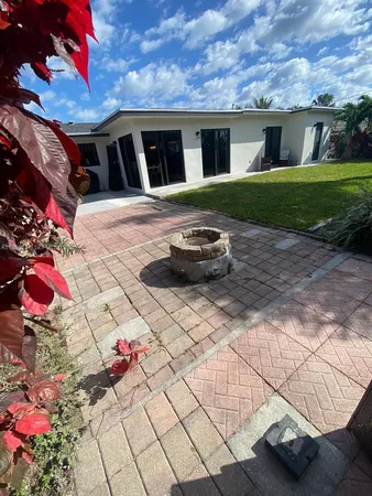 $7,000 | 234 Avalon Avenue, Lauderdale-by-the-Sea, FL 33308